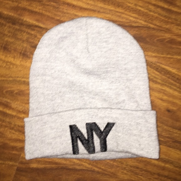 NY pac sun beanie