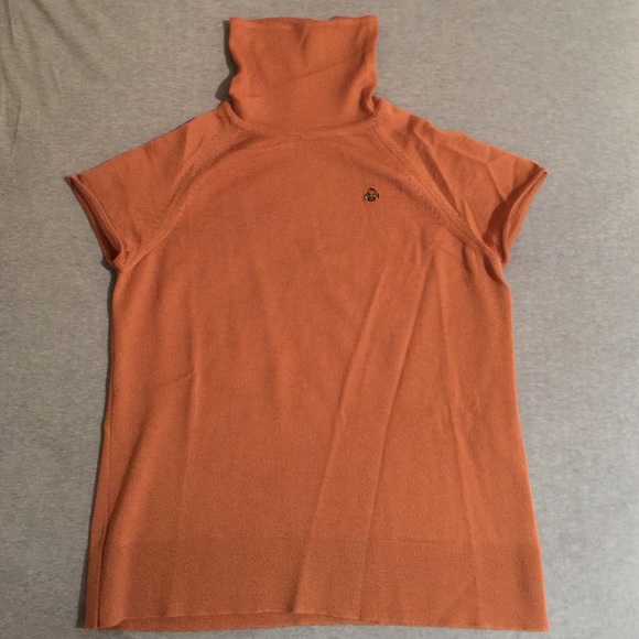 Salmon color turtle neck top