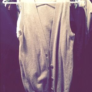 No sleeve cardi/vest