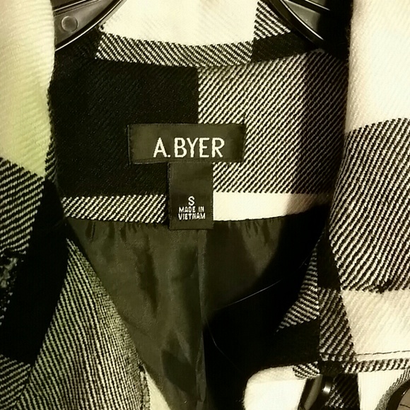 Jacket - Picture 3 of 3