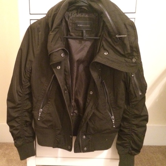 BCBG MAXAZRIA Green Lacy Bomber Jacket - Picture 3 of 3