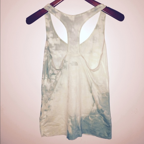 North Face work out top - Picture 2 of 4