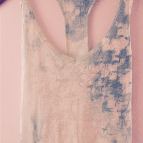 North Face work out top - Picture 4 of 4