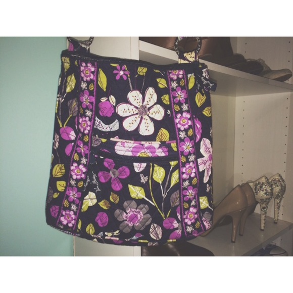 Vera Bradley Handbags - Vera Bradley hipster