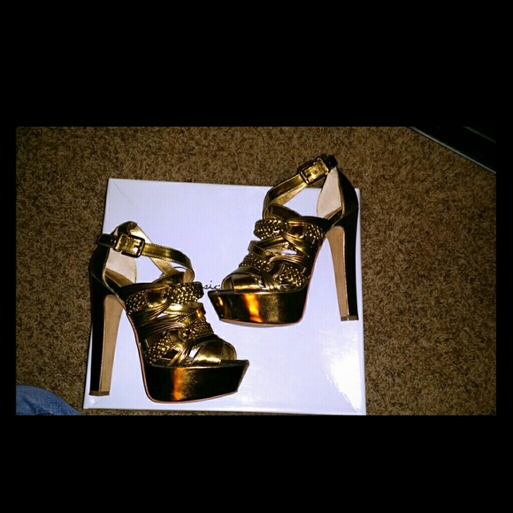 Jessica Simpson shoes