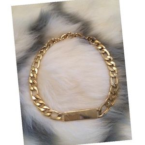 Gold plaque necklace