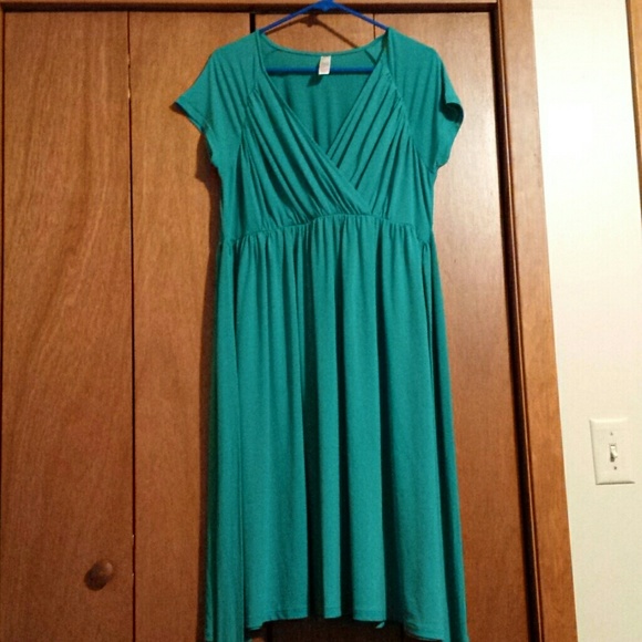Green convertible tie dress