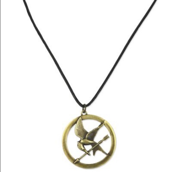 The hunger games Mockingjay pin necklace.