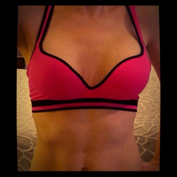 Push Up Sports Bra. - Picture 1 of 2