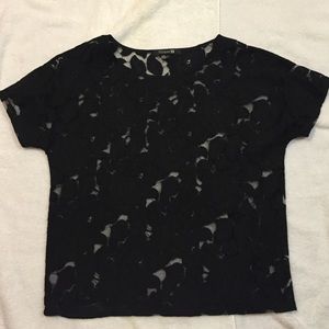 BLACK SHEER FLORAL PATTERN TOP 💘