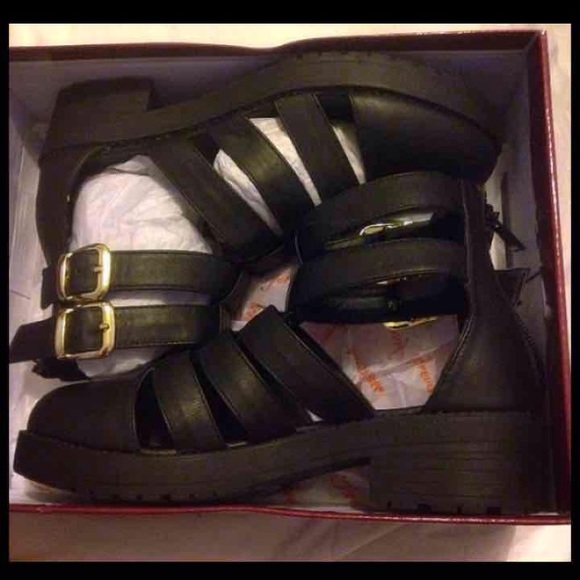 NIB Grunge Cutout Booties