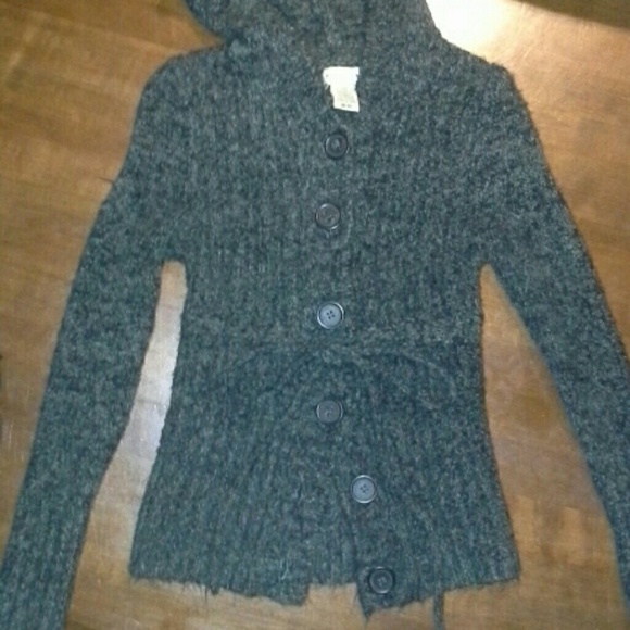 Very cute charcoal grey sweater