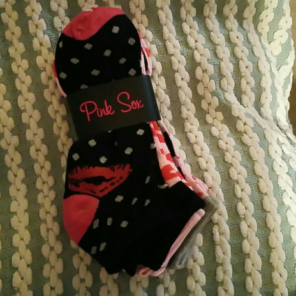 Socks - Picture 1 of 4