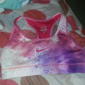 Nike pro sports bra
