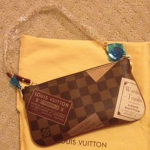 "Damier Ebene" clutch