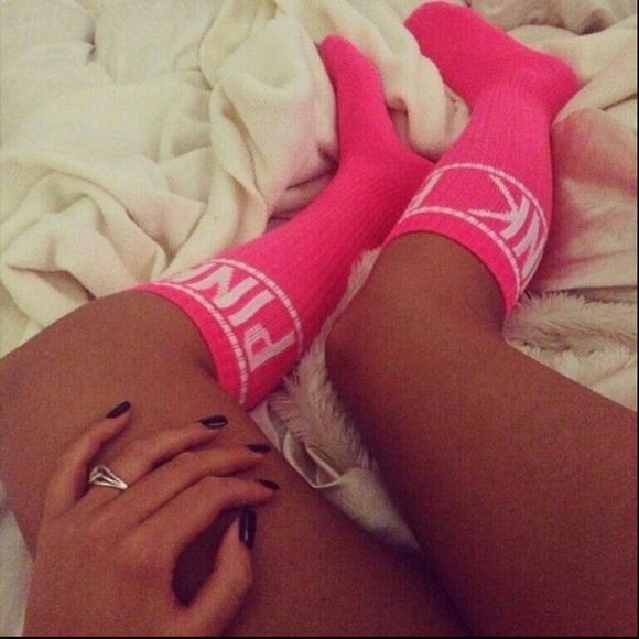 PINK Victoria's Secret Other - Love pink socks (black)