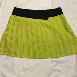 WALTER BAKER Lime Green Flirty Skirt! 🍐