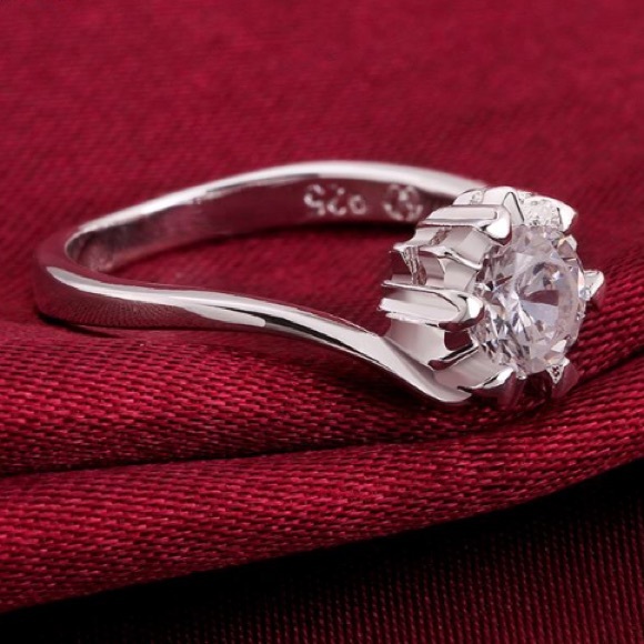 Jewelry - 925l Sterling silver cz ring #8