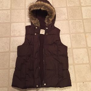 Old Navy Puffer Vest With Faux Fur Hood