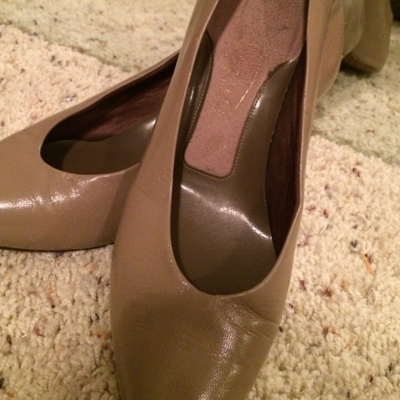 Tan heals - Picture 2 of 4