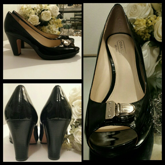 🎉HP🎉 COACH Auth Black Peep Toe Heel Shoe - Picture 2 of 4