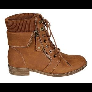 Brown Timberland Style Boot. LAST ONE LADIES!!!🙋
