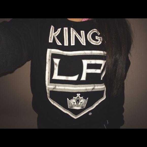 LA sweater .