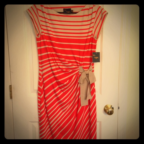 NWT cap sleeves coral and tan dress