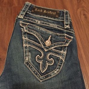 ✌️Rock Revival Jeans 🌟
