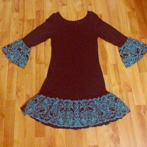 Brown dress with turquoise detailing