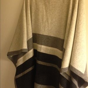Banana Republic poncho