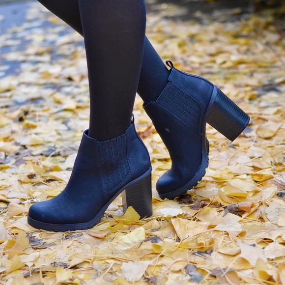 Sam & Libby Black Deanna Boot