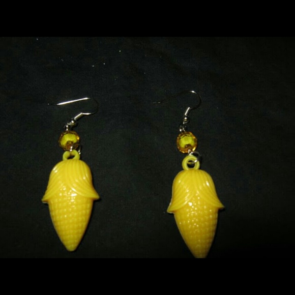 Jewelry - Yellow earrings