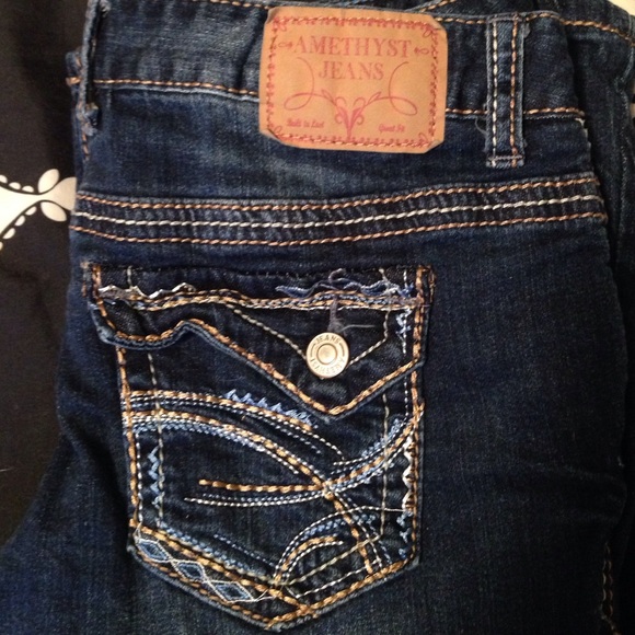 Amethyst jeans and belt!