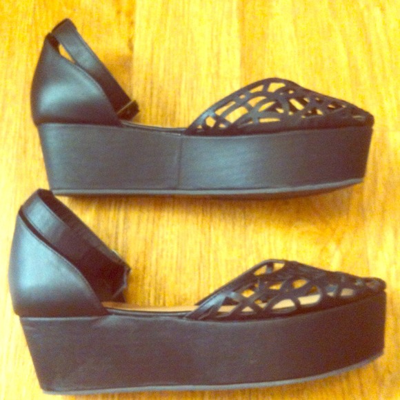 Kimichie Blue black platform shoes