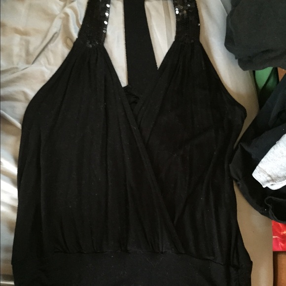 Black deep v tank top - Picture 4 of 4