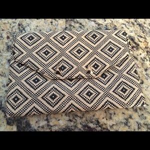 Stella & Dot Diamond Raffia City Slim Clutch