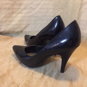 Sexy Pointy Toe Black Pumps