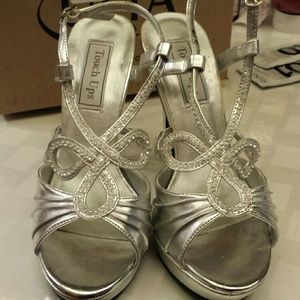 Silver touch up shoes