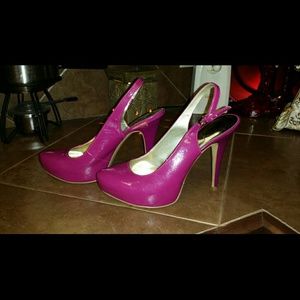 Carlos Santana stiletto heels size 7