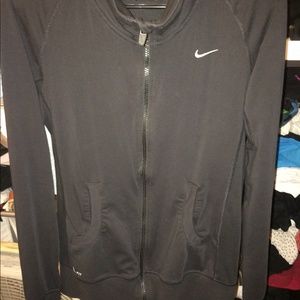Nike dri-fit jacket size M
