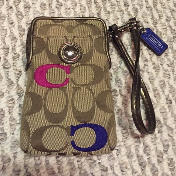 Wristlet