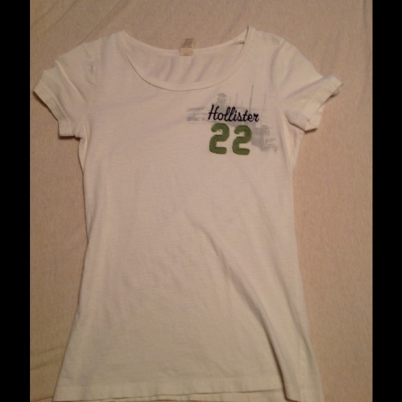 Hollister shirt