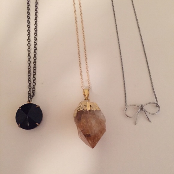 Pendant crystal necklace bundle/haul STEAL! - Picture 1 of 1