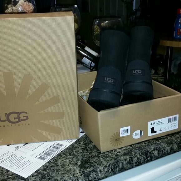 Ugg boots brand new never worn sold on eBay - Picture 3 of 4