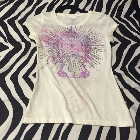 Express graphic tshirt