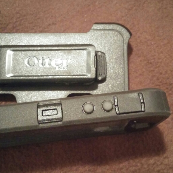 ON SALE🌟🆕NWOT iPhone 5s otter box with clip - Picture 1 of 3