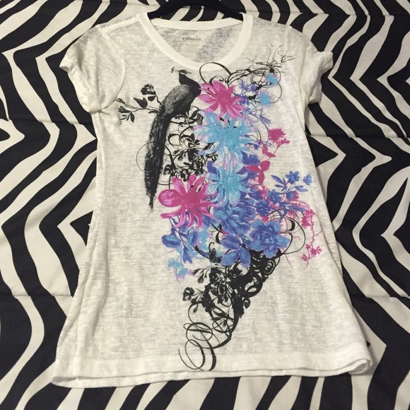 Express graphic tshirt