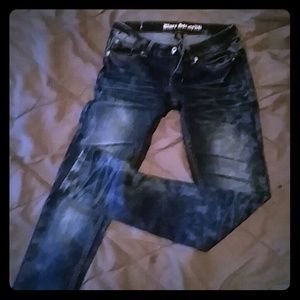 BRAND NEW....SKINNY Jeans