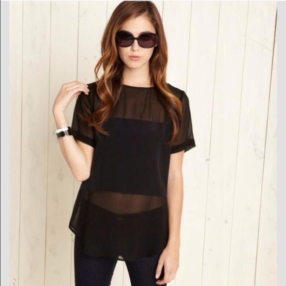 City Style HP 👏🚖 Sheer & Silk Panel Top